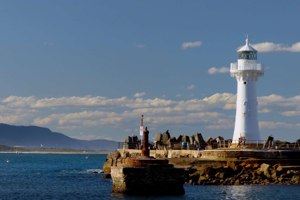 wollongong breakwater lighthouse 21351551761 scaled 1